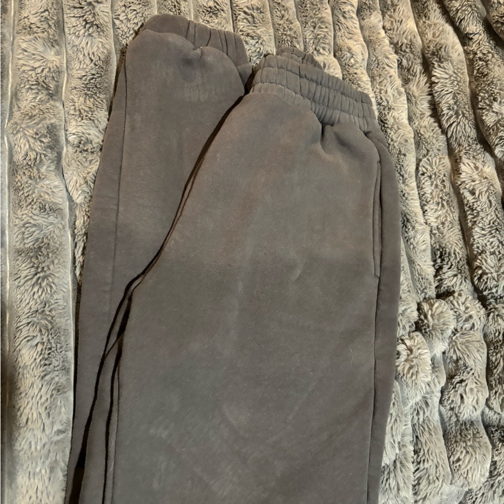 Comfrt Steel grey sweatpants small new